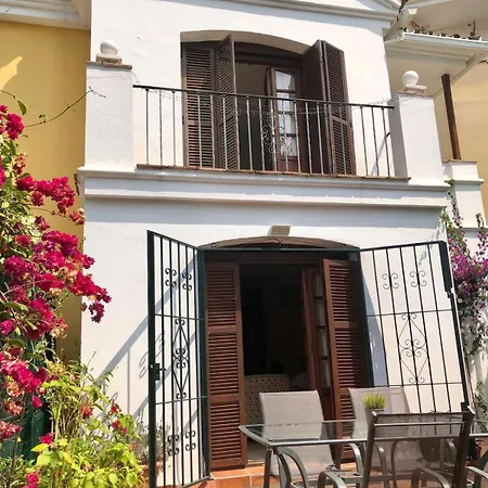 Casa Zona Punta De La Plata Holiday home Estepona